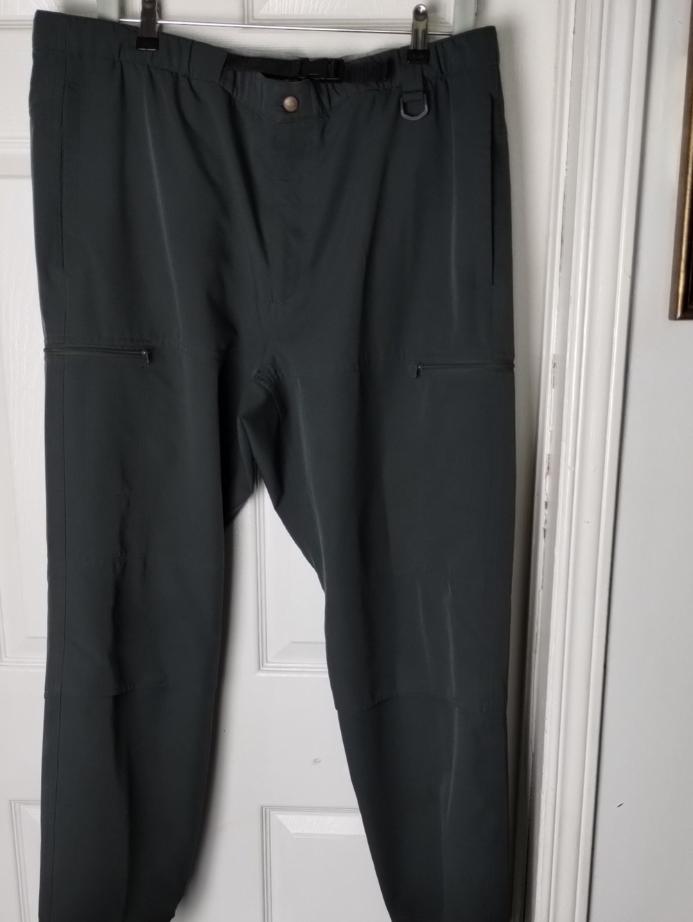 Avia Men's Dark Gray Cargo Pants Size L,Inseam 30"
